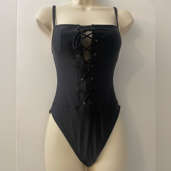La Blanca by Rob Beattie Black One-Piece Bathing Suit, Lace Front Closure Size 6 - Picture 2 of 7
